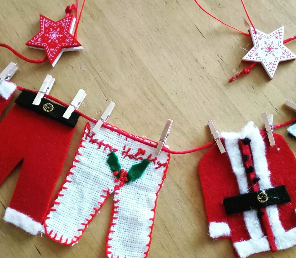 washing line with felt clothing